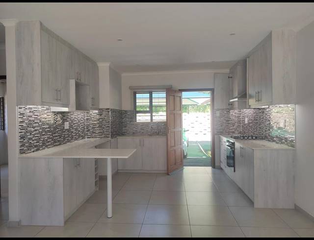 2 BEDROOM PROPERTY TO RENT IN MALVERN
